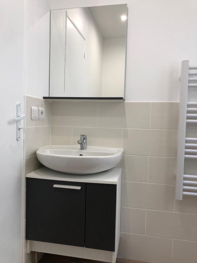 New Saint Maur-Logement Lovely Flat 32M2 Párizs Kültér fotó